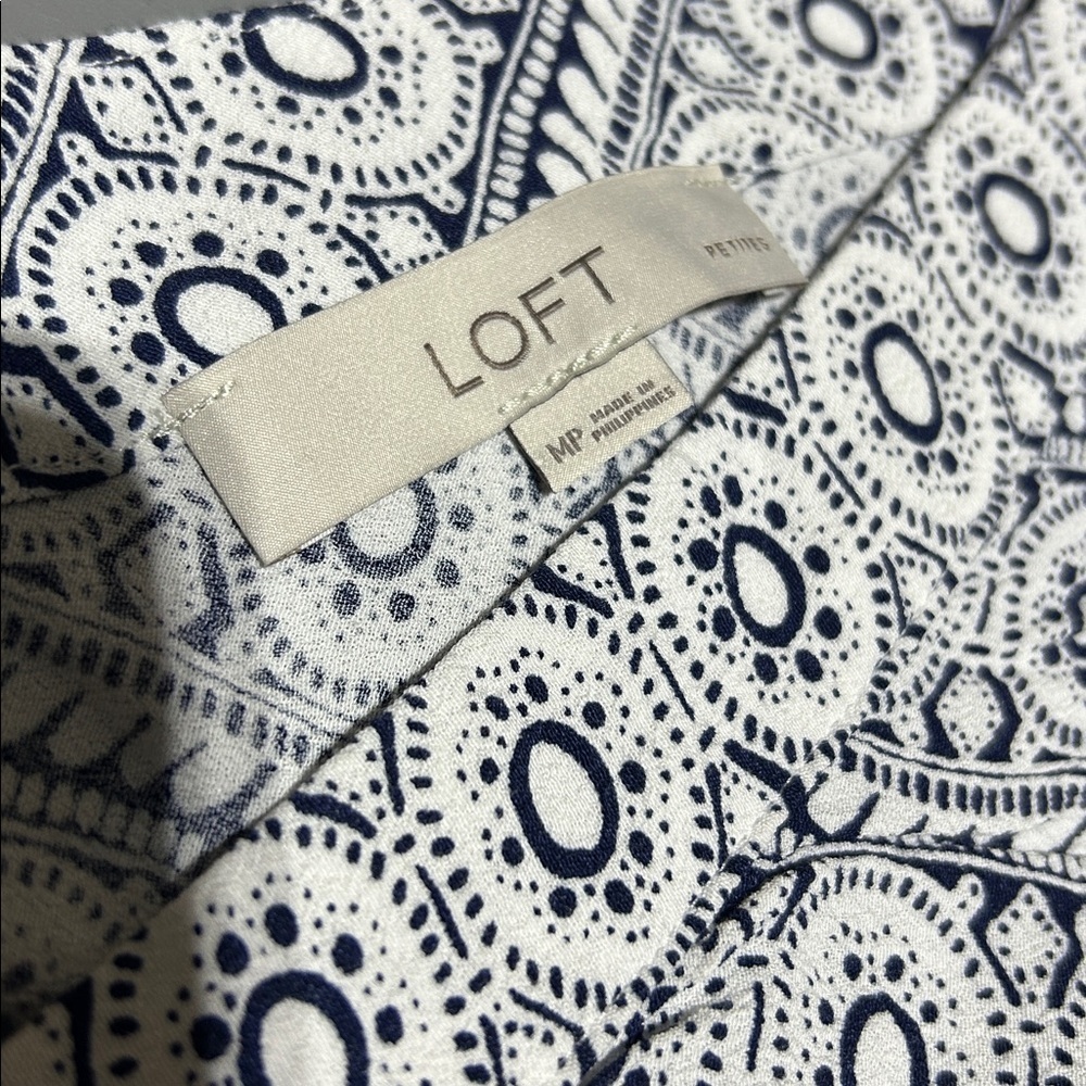 LOFT Patterned Dressy Top - Picture 5 of 6